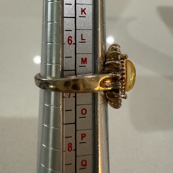 Vintage Opal and Rhinestone Ring - Picture 4 of 7